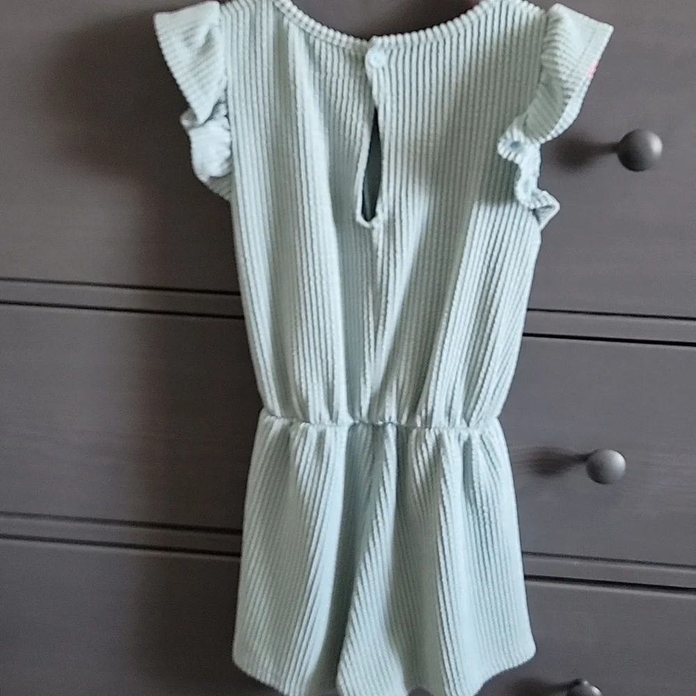 2 Rompers - Picture 3 of 8